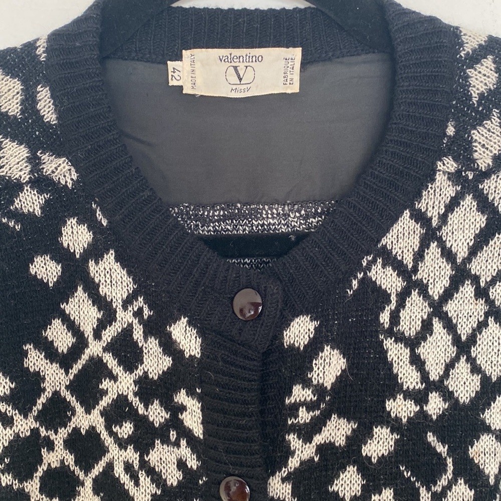 Valentino Miss V Wool and Angora Cardigan, Sz IT 42 (US M) - Picture 3 of 7